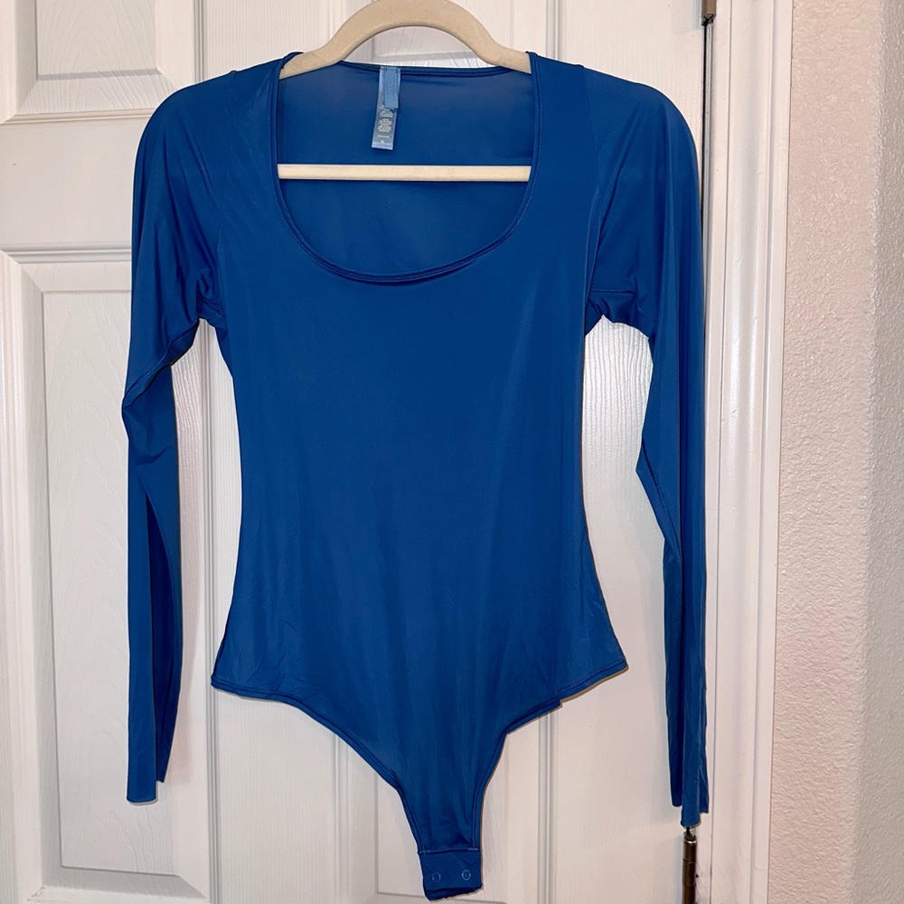 SKIMS long sleeve teal blue scoop neck bodysuit - washed not worn. XL.
